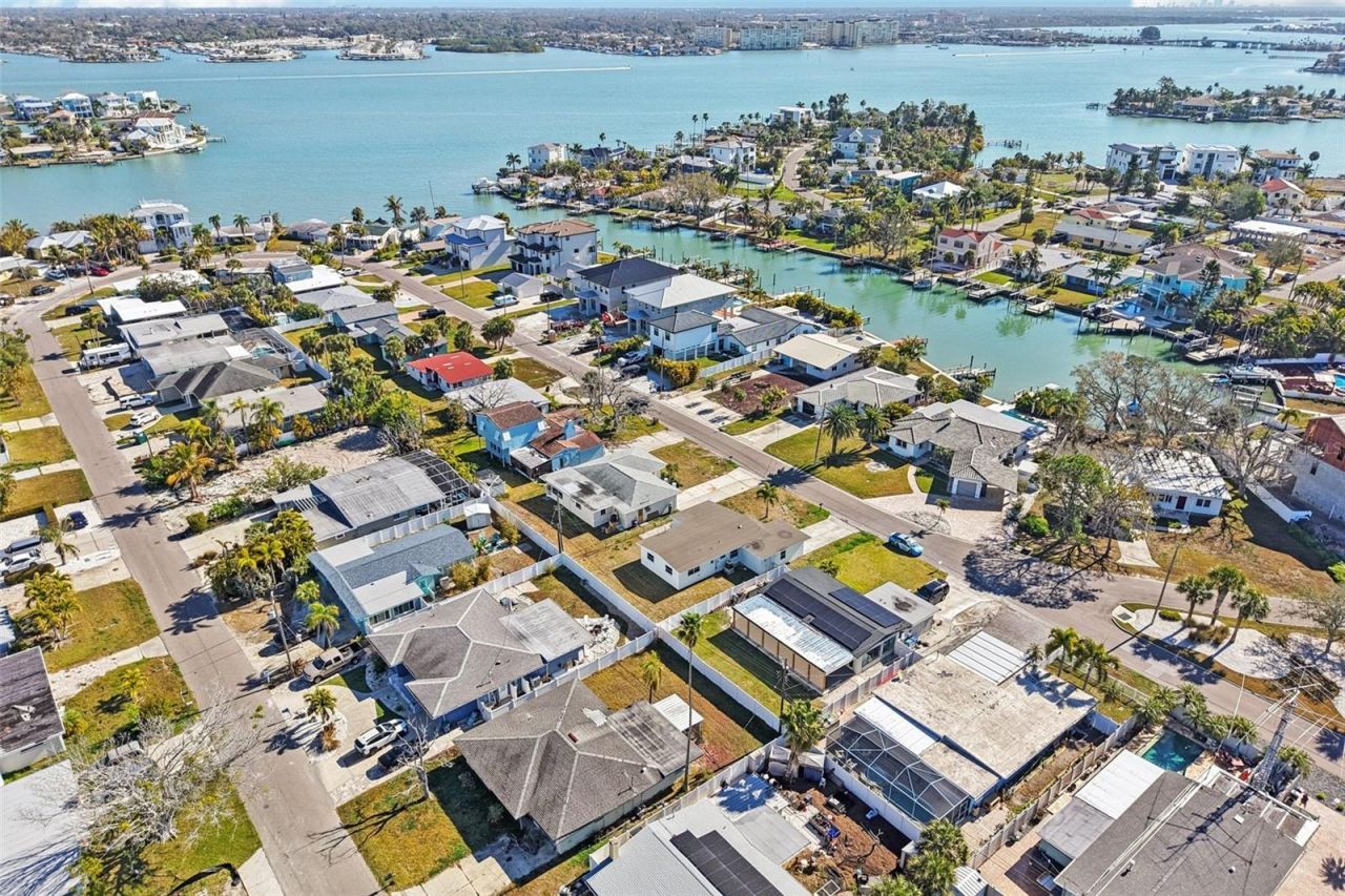 16006 Redington Drive, Redington Beach, FL 33708 Photo