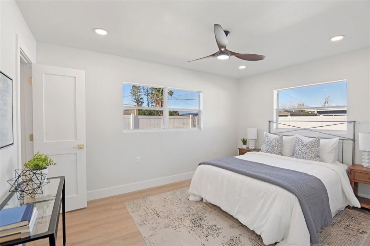 16006 Redington Drive, Redington Beach, FL 33708 Photo