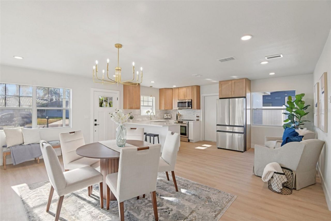 16006 Redington Drive, Redington Beach, FL 33708 Photo