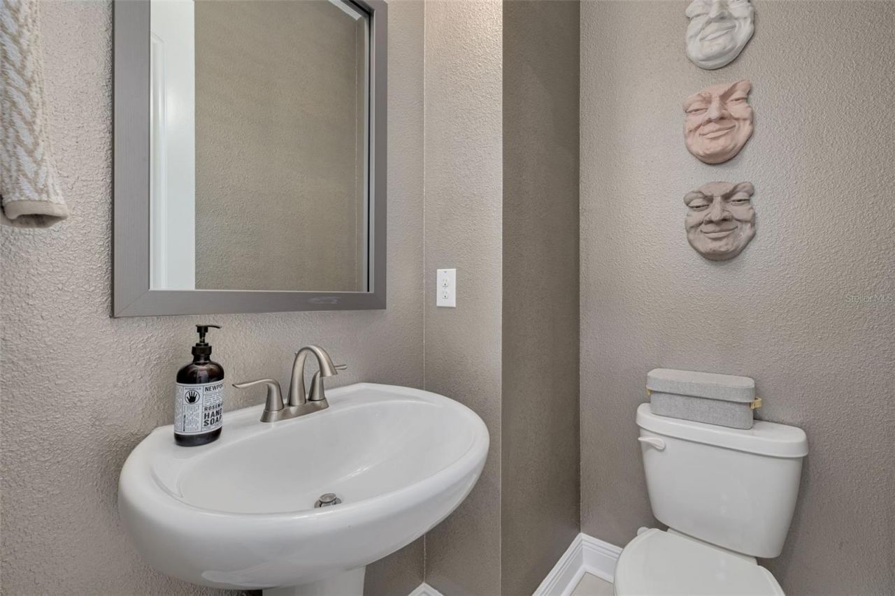 835 Burlington Avenue N, Saint Petersburg, FL 33701 Photo