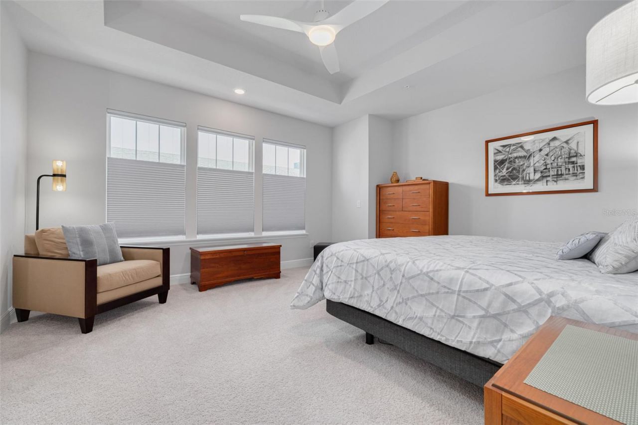 835 Burlington Avenue N, Saint Petersburg, FL 33701 Photo