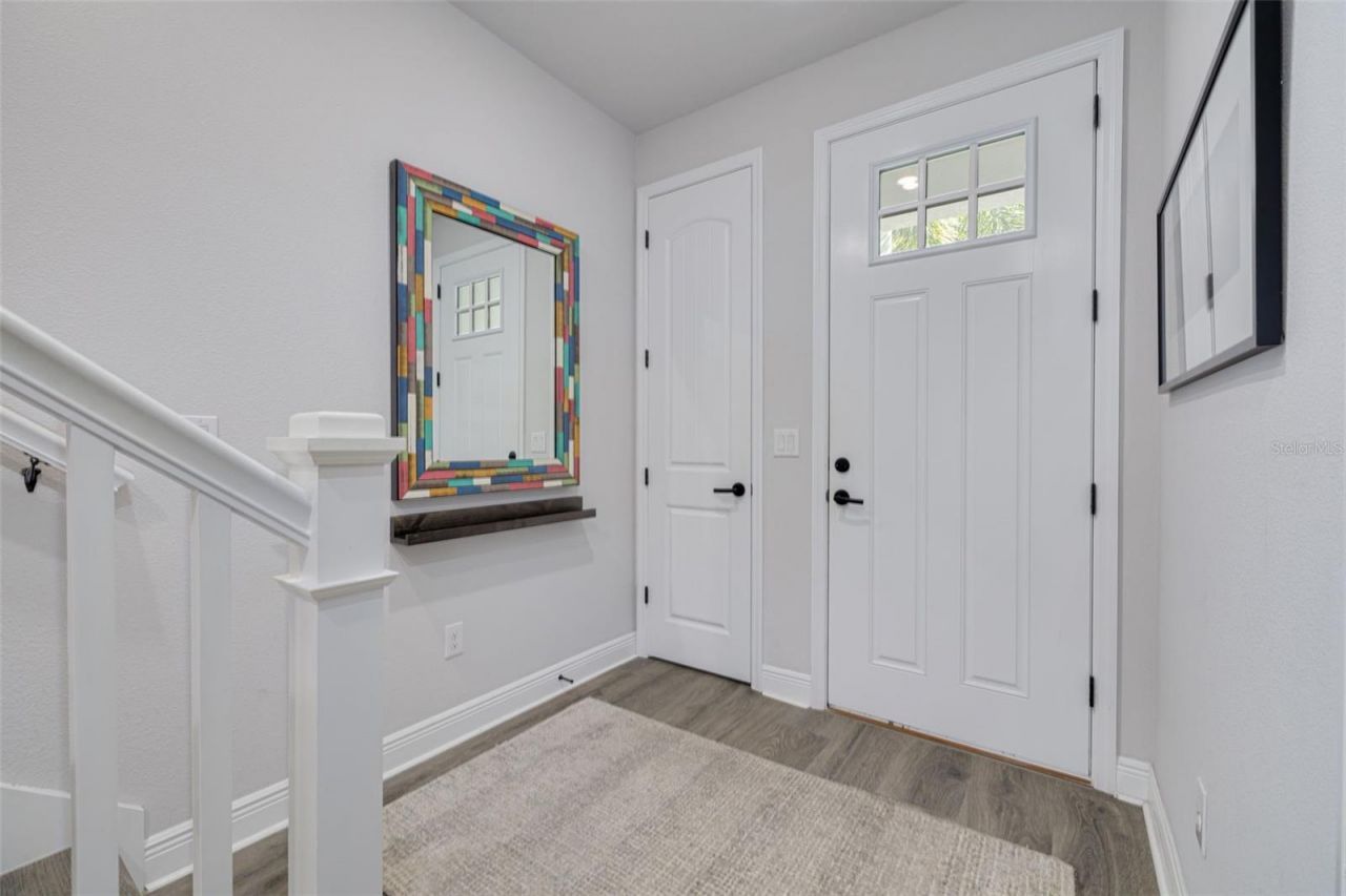 835 Burlington Avenue N, Saint Petersburg, FL 33701 Photo