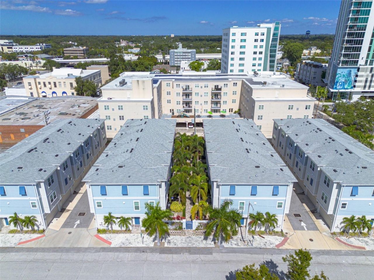 835 Burlington Avenue N, Saint Petersburg, FL 33701 Photo