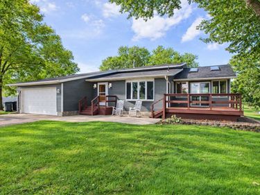 716 N Lokken Drive, Cyrus, MN 56323