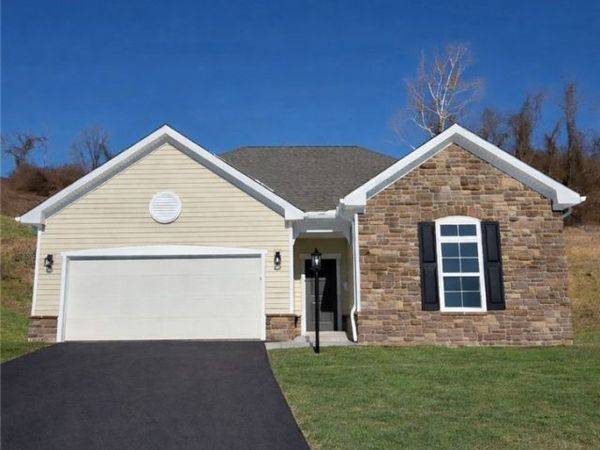 4296 Hawthorn Drive, South Park, PA 15129