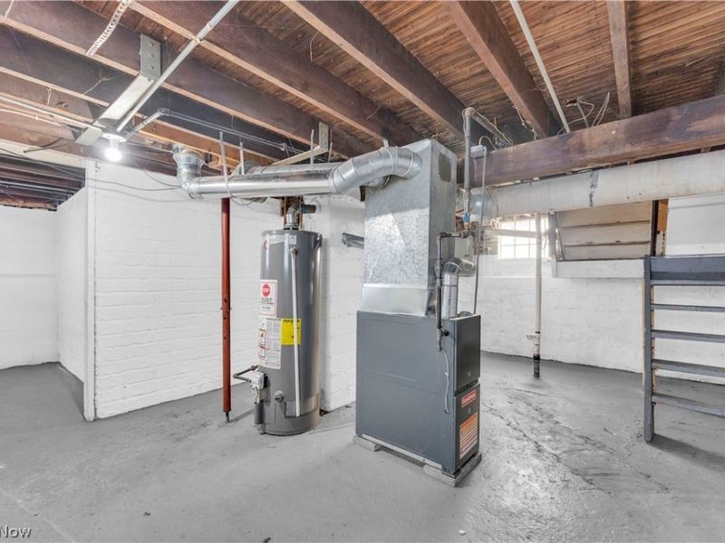 18810 Arrowhead Avenue, Cleveland, OH 44119 Photo 21