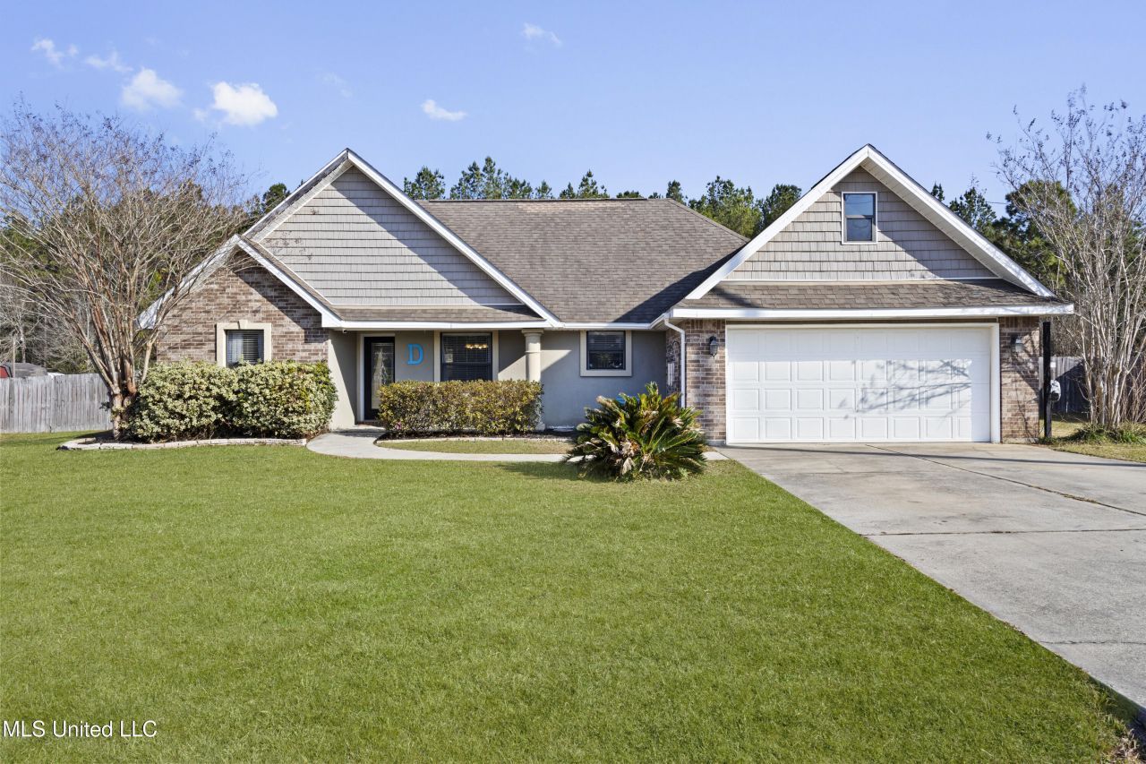 21392 E Edgewood Drive, Saucier, MS 39574 Main Photo