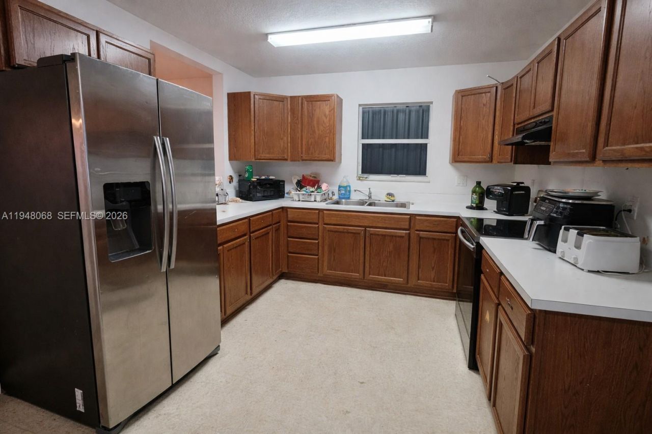 2145 NW 68th Ter, Miami, FL 33147 Photo