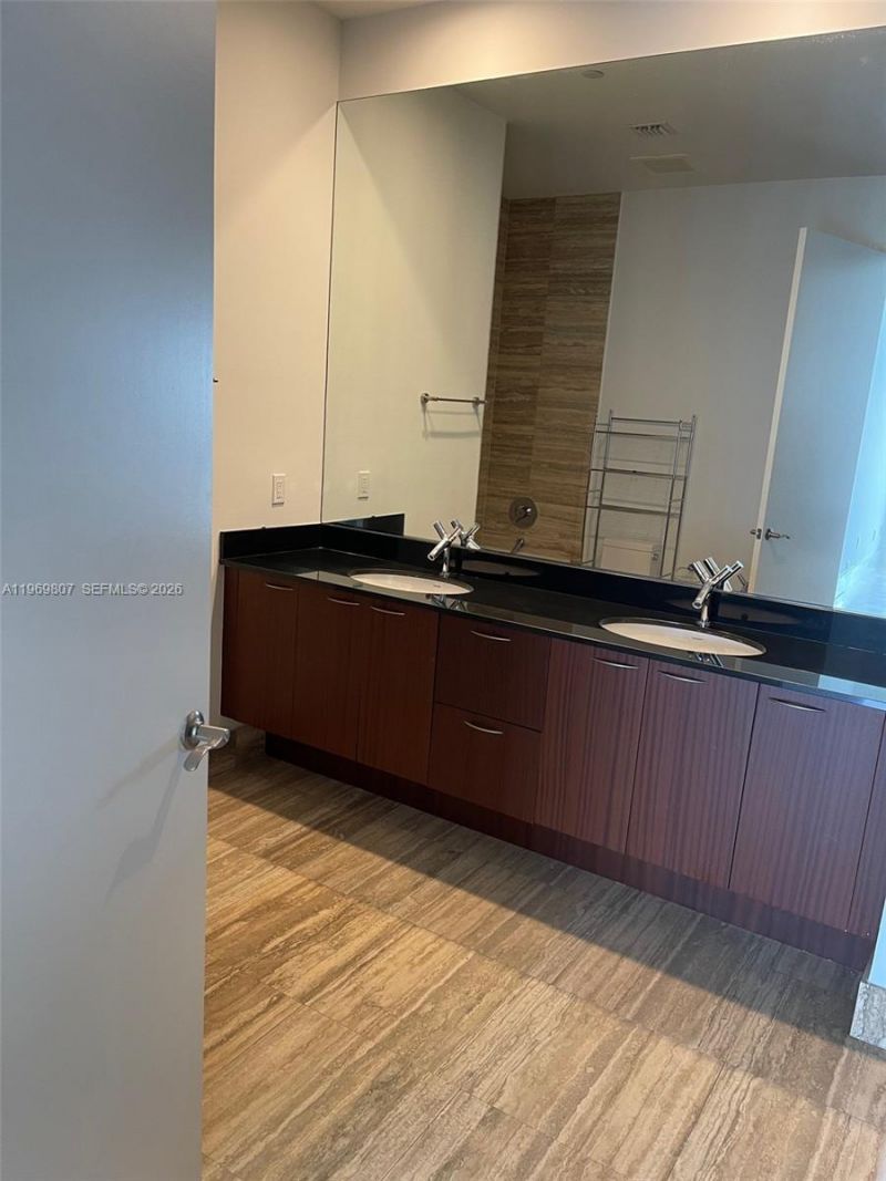 15901 Collins Ave , Unit 3405, Sunny Isles Beach, FL 33160 Photo