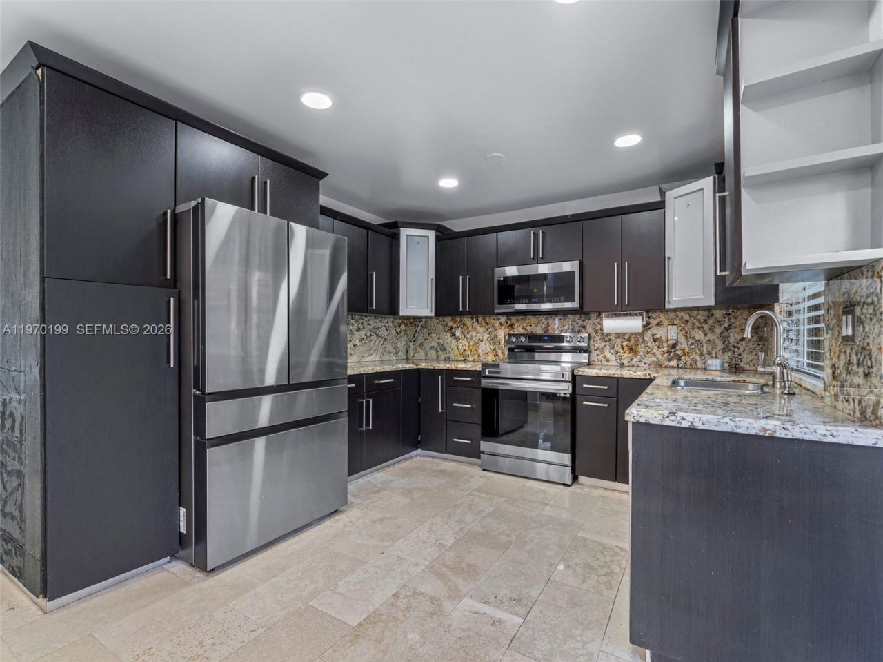 10281 NW 32nd St, Sunrise, FL 33351 Photo