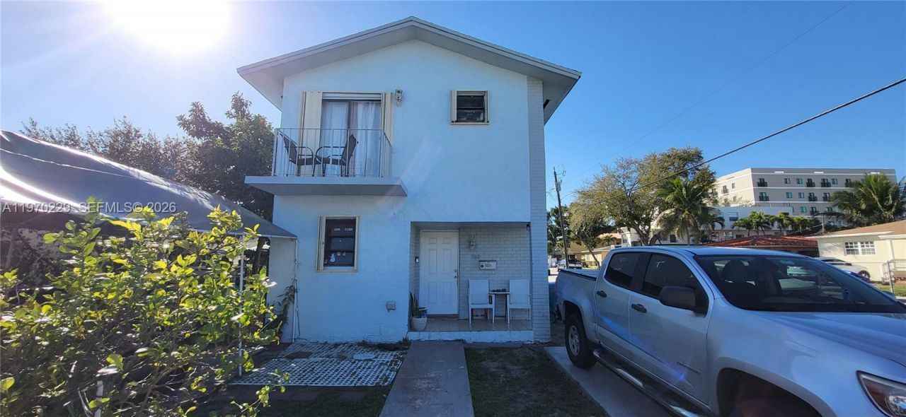 200 SW 20th Ave, Miami, FL 33135 Photo