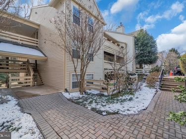 2233 LOVEDALE LANE, Unit L, RESTON, VA 20191