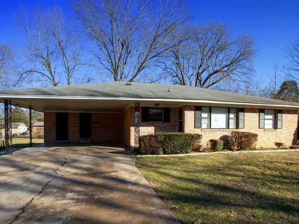 5601 Bliss Cir, Little Rock, AR 72209