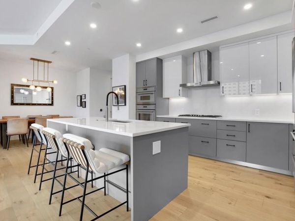 2425 Peachtree Road NE, Unit 803, Atlanta, GA 30305