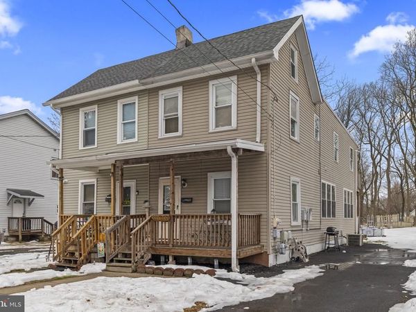 106 W CLINTON STREET, CLAYTON, NJ 08312