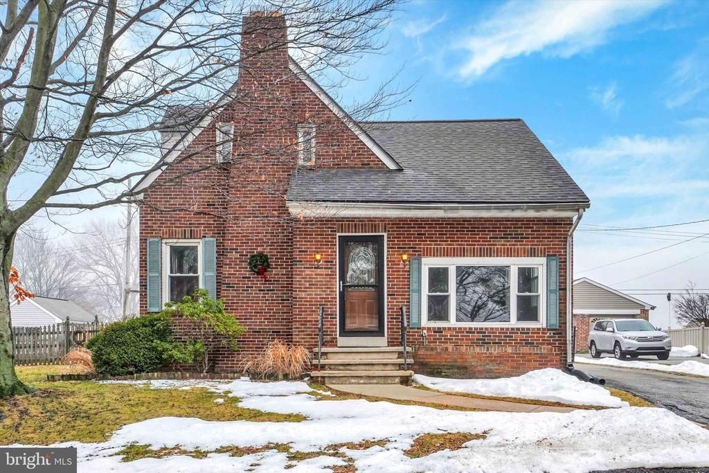 872 Grandview Road, York, PA 17403 Main Photo