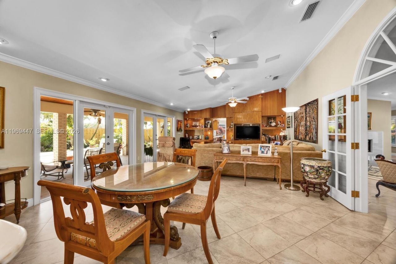 8840 SW 102nd Ter, Miami, FL 33176 Photo