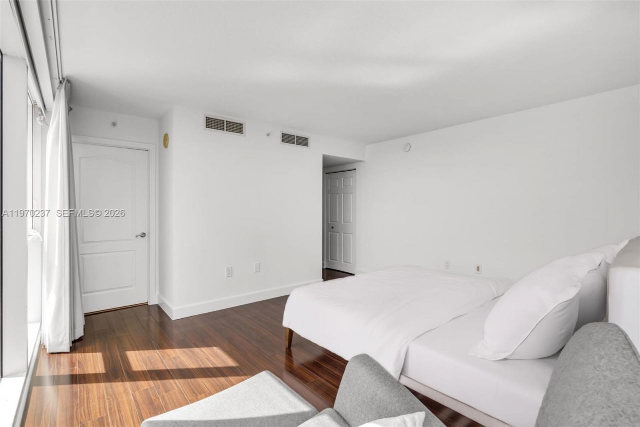 2101 Brickell Ave, Unit 306, Miami, FL 33129 Photo