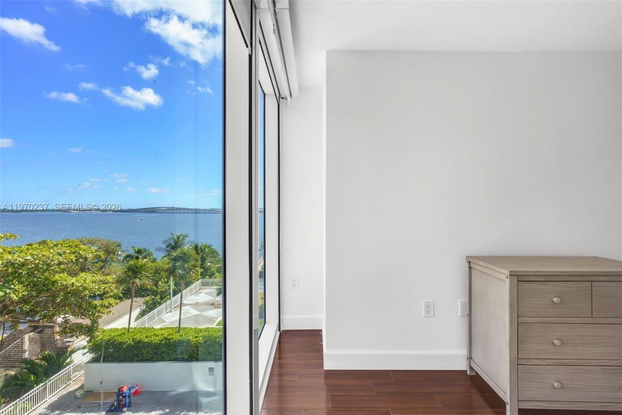 2101 Brickell Ave, Unit 306, Miami, FL 33129 Photo