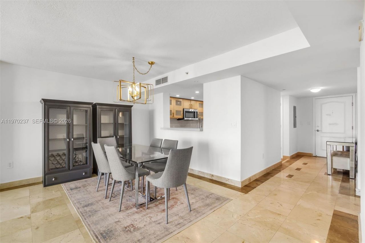 2101 Brickell Ave, Unit 306, Miami, FL 33129 Photo