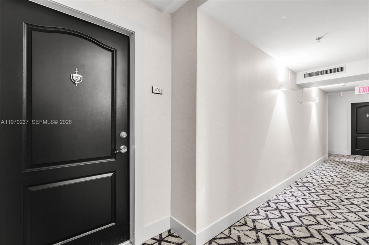 2101 Brickell Ave, Unit 306, Miami, FL 33129 Photo