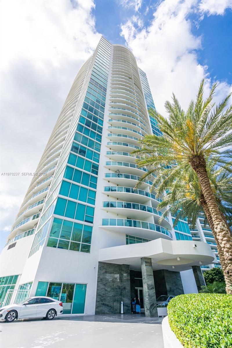 2101 Brickell Ave, Unit 306, Miami, FL 33129 Photo