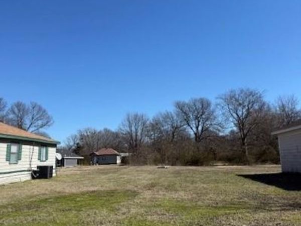 1620 Fitzhugh Avenue , Paris, TX 75460