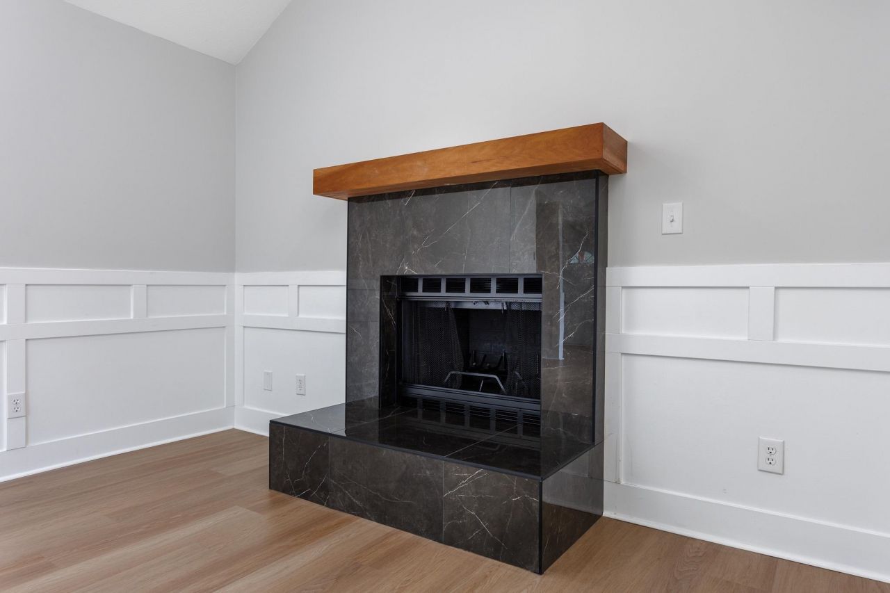 3534 Gordon Dr. Photo 11