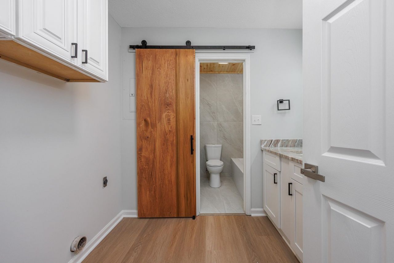 3534 Gordon Dr. Photo 28