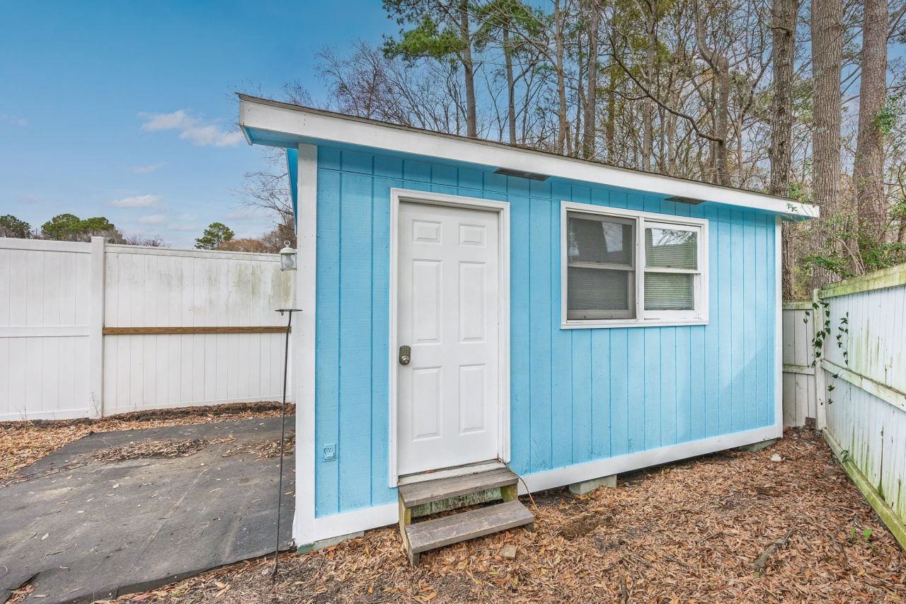 3534 Gordon Dr. Photo 40