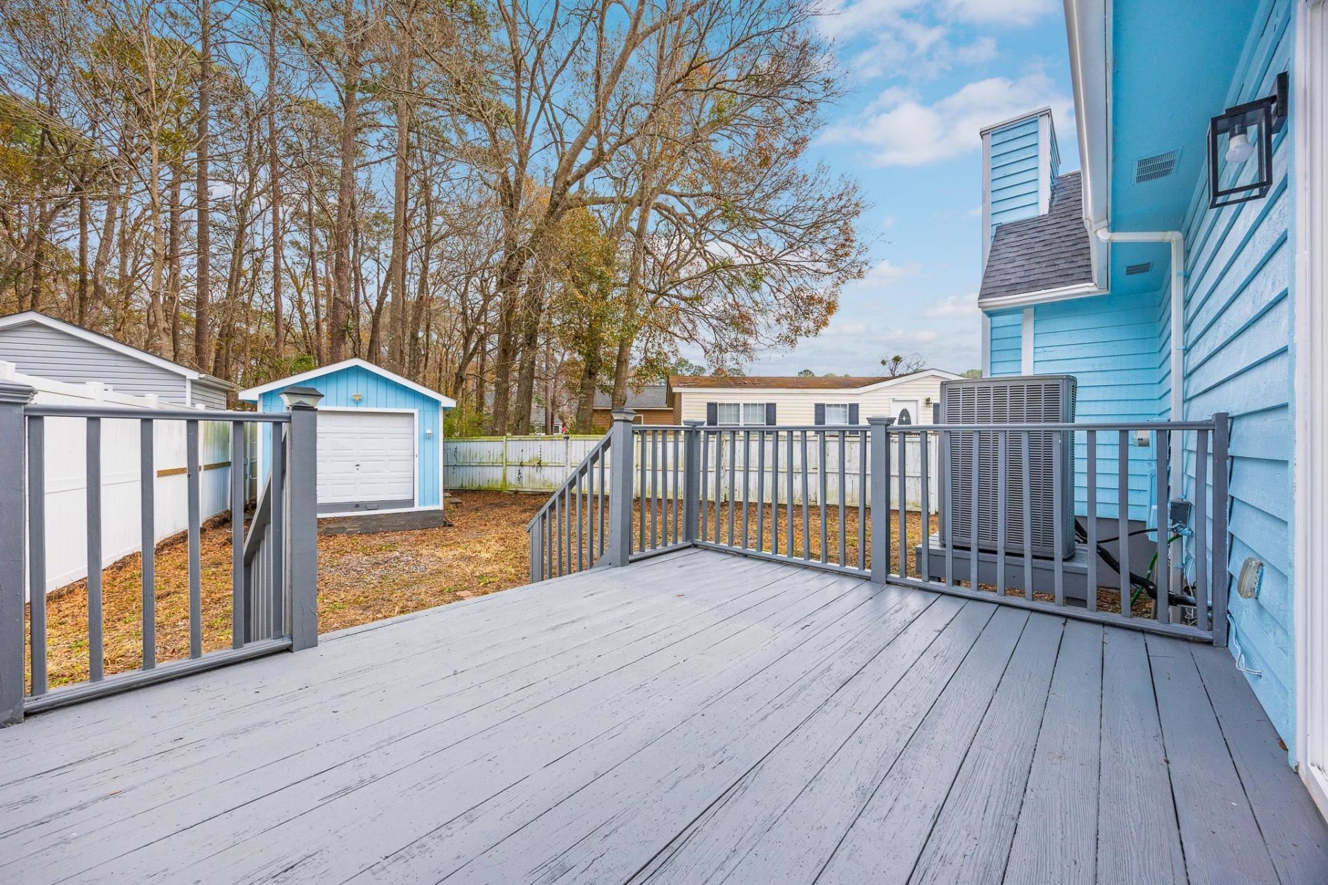 3534 Gordon Dr. Photo 42