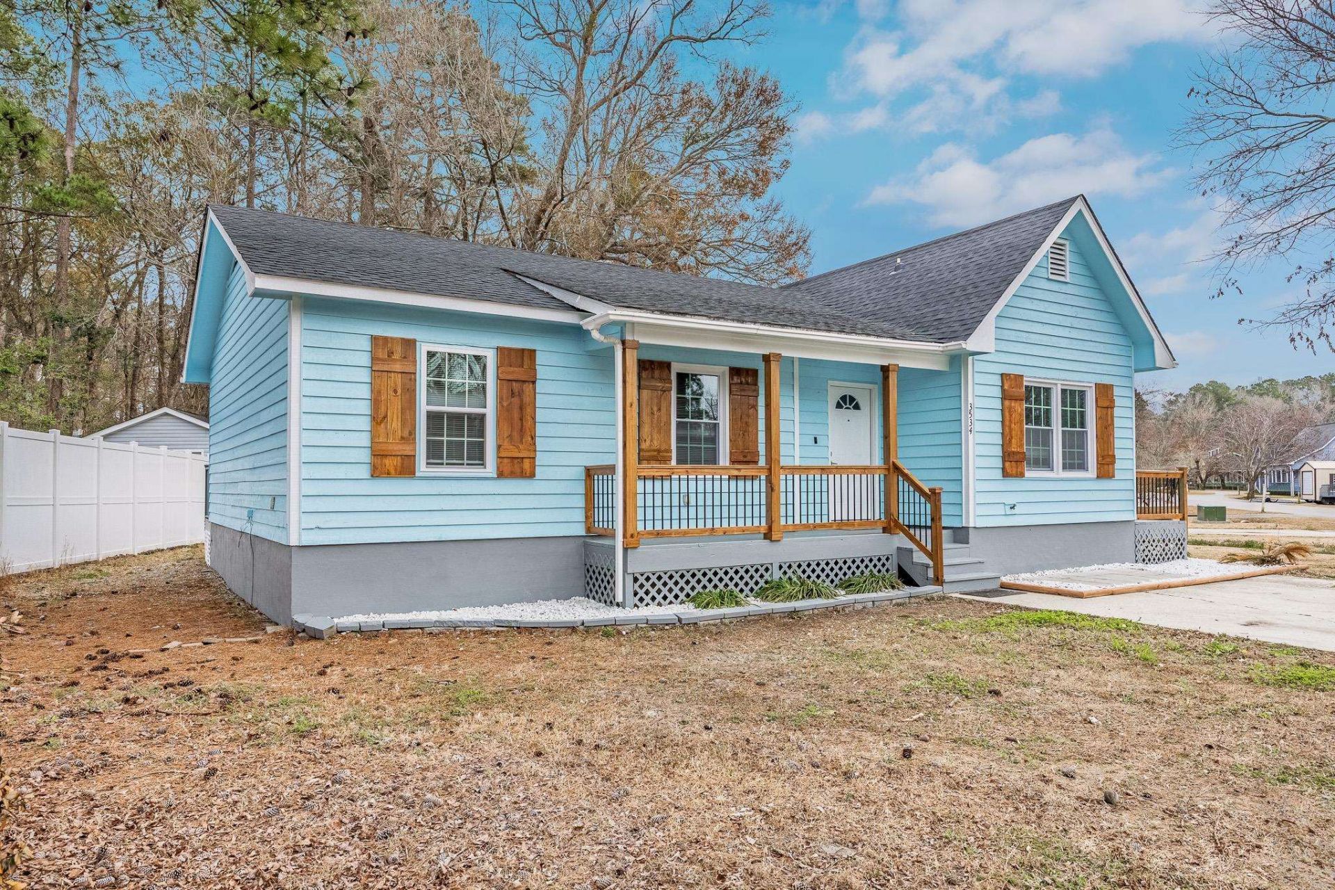 3534 Gordon Dr. Photo 46