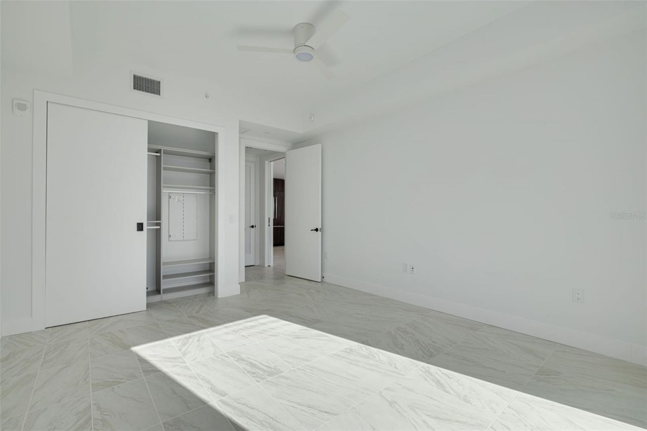 777 3 Avenue N, Unit 1507, Saint Petersburg, FL 33701 Photo