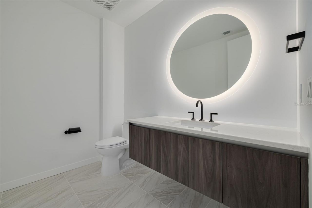 777 3 Avenue N, Unit 1507, Saint Petersburg, FL 33701 Photo