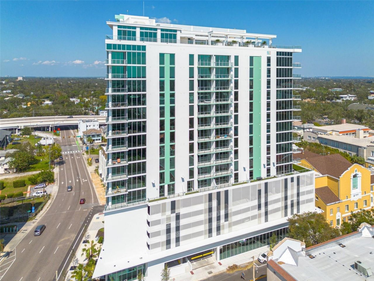 777 3 Avenue N, Unit 1507, Saint Petersburg, FL 33701 Photo