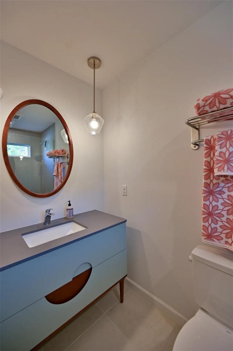 2408 Hillview Street, Sarasota, FL 34239 Photo