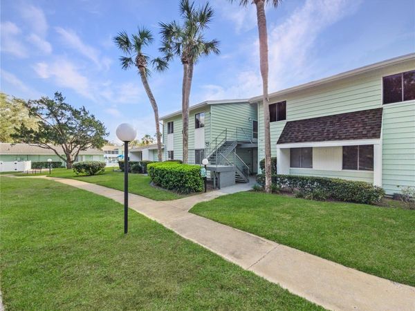 527 MIDWAY DRIVE, Unit B, OCALA, FL 34472