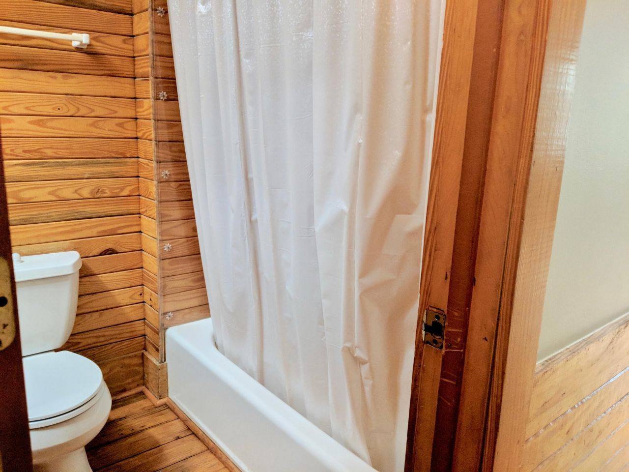 1363 Pherigo Street Photo 12