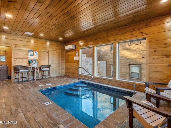 2832 Sequoia Rd, Pigeon Forge, TN 37863