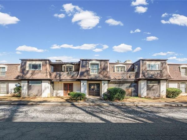 192 Rue Fontaine , Lithonia, GA 30038