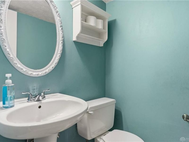 6039 Edna Oaks Court, Dayton, OH 45459 Photo 12