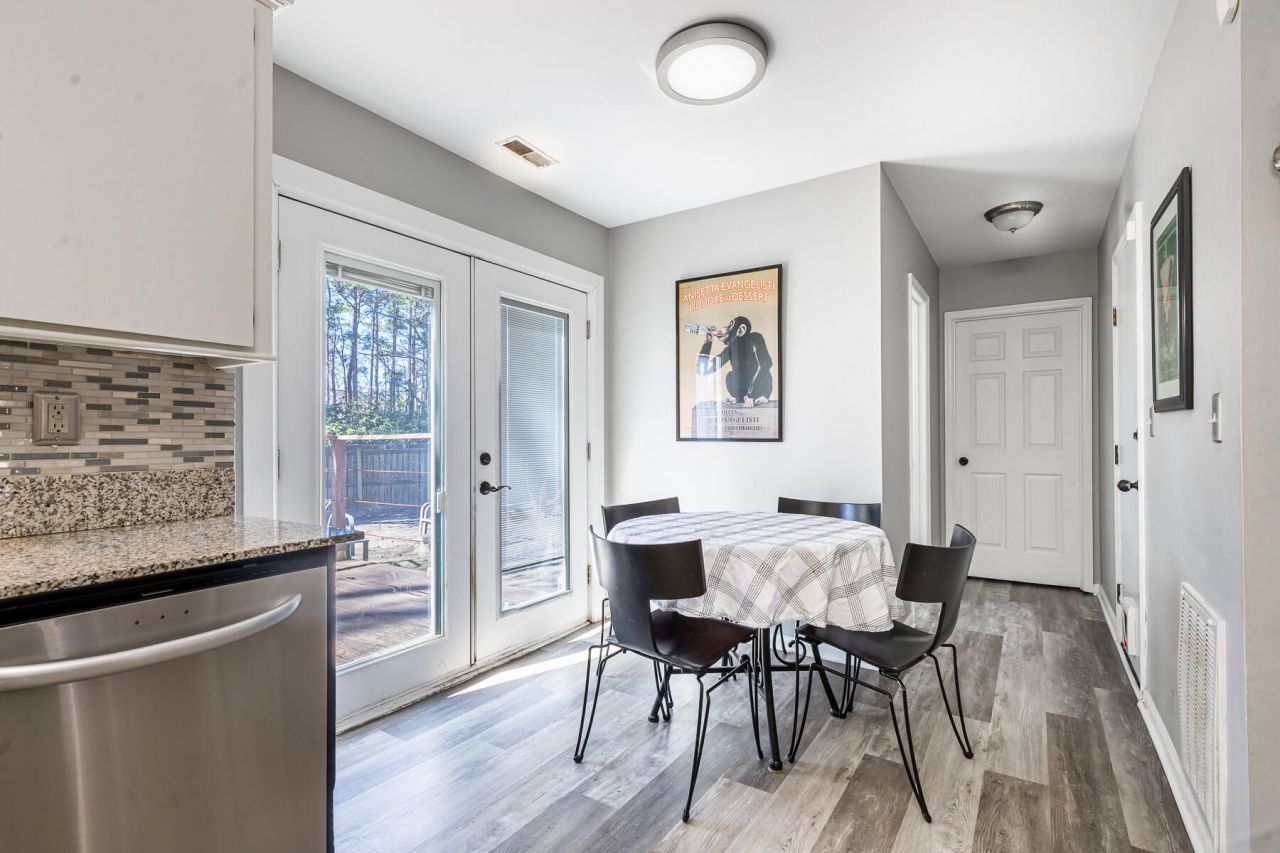 161 Hickory Trace Drive Photo 24