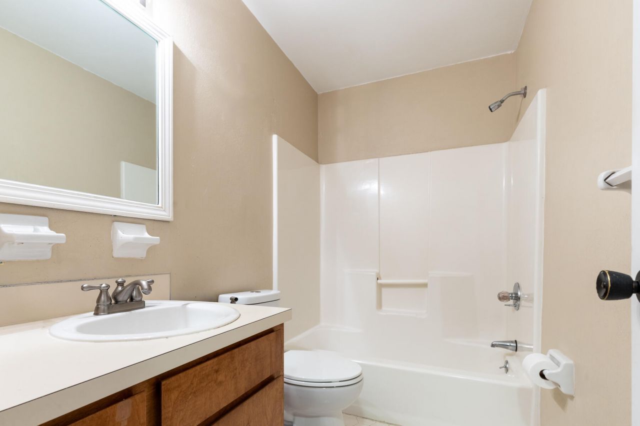 161 Hickory Trace Drive Photo 37