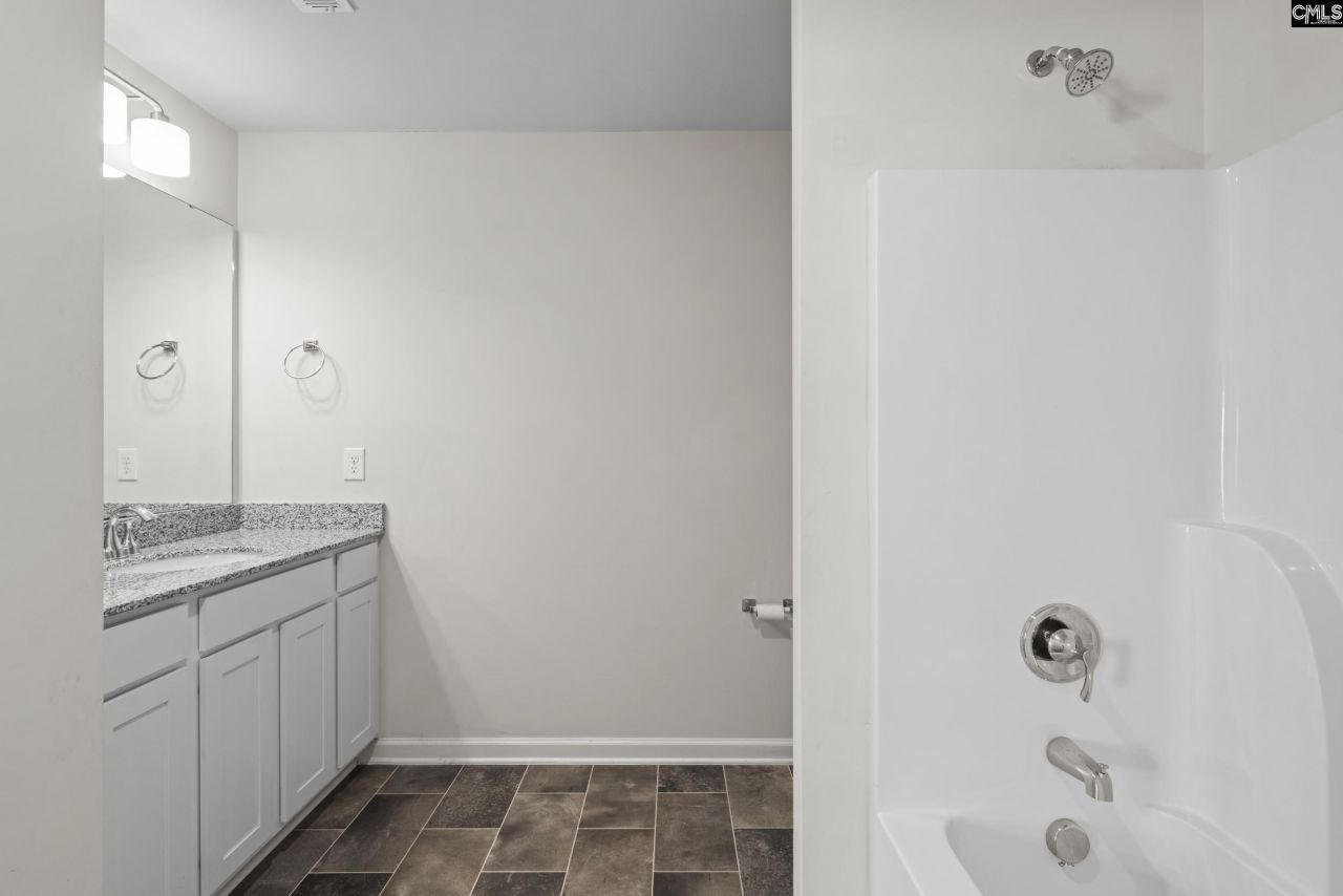 317 High Grove  Photo 15