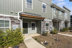 317 High Grove  photo 4