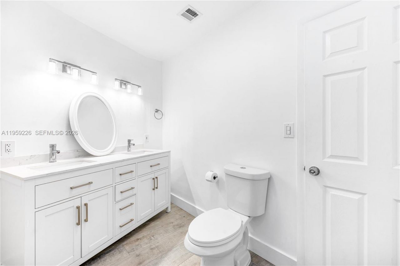 11970 SW 177th Ter , Miami, FL 33177 Photo