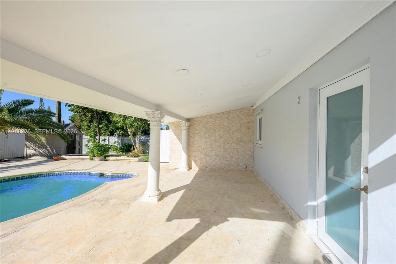 11970 SW 177th Ter , Miami, FL 33177 Photo