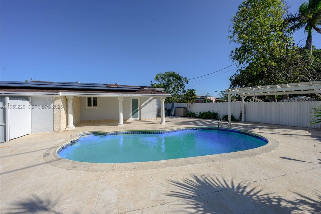 11970 SW 177th Ter , Miami, FL 33177 Photo