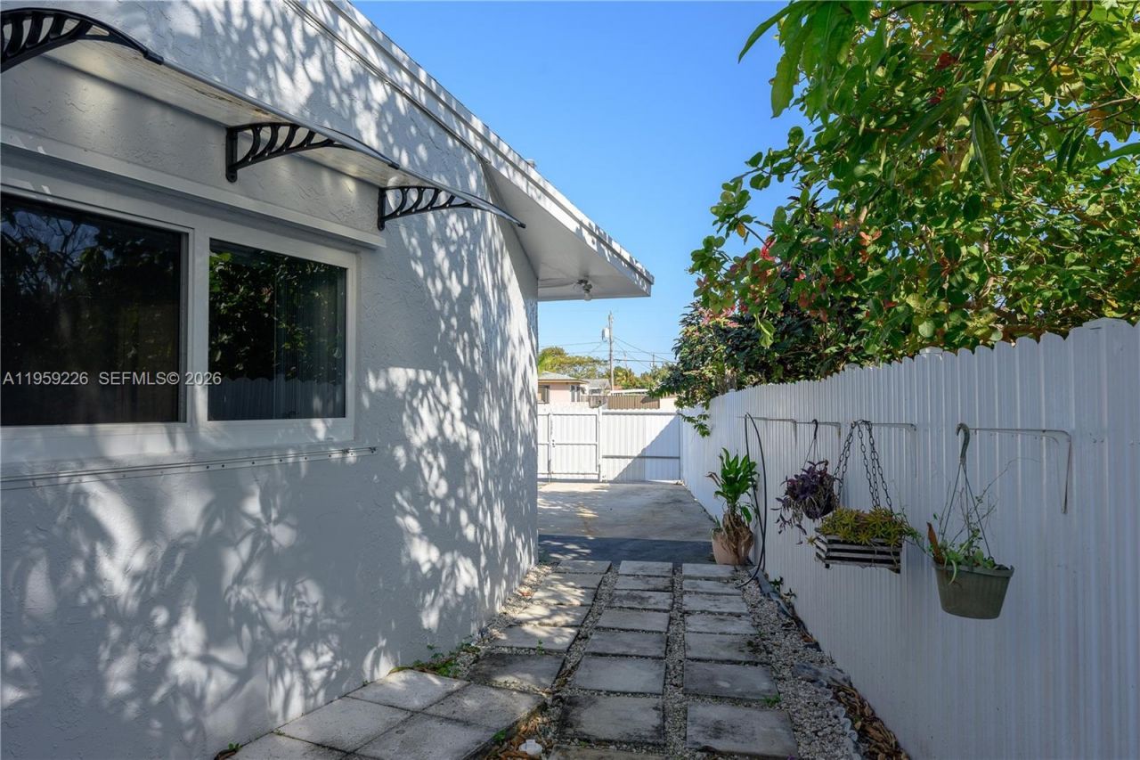 11970 SW 177th Ter , Miami, FL 33177 Photo