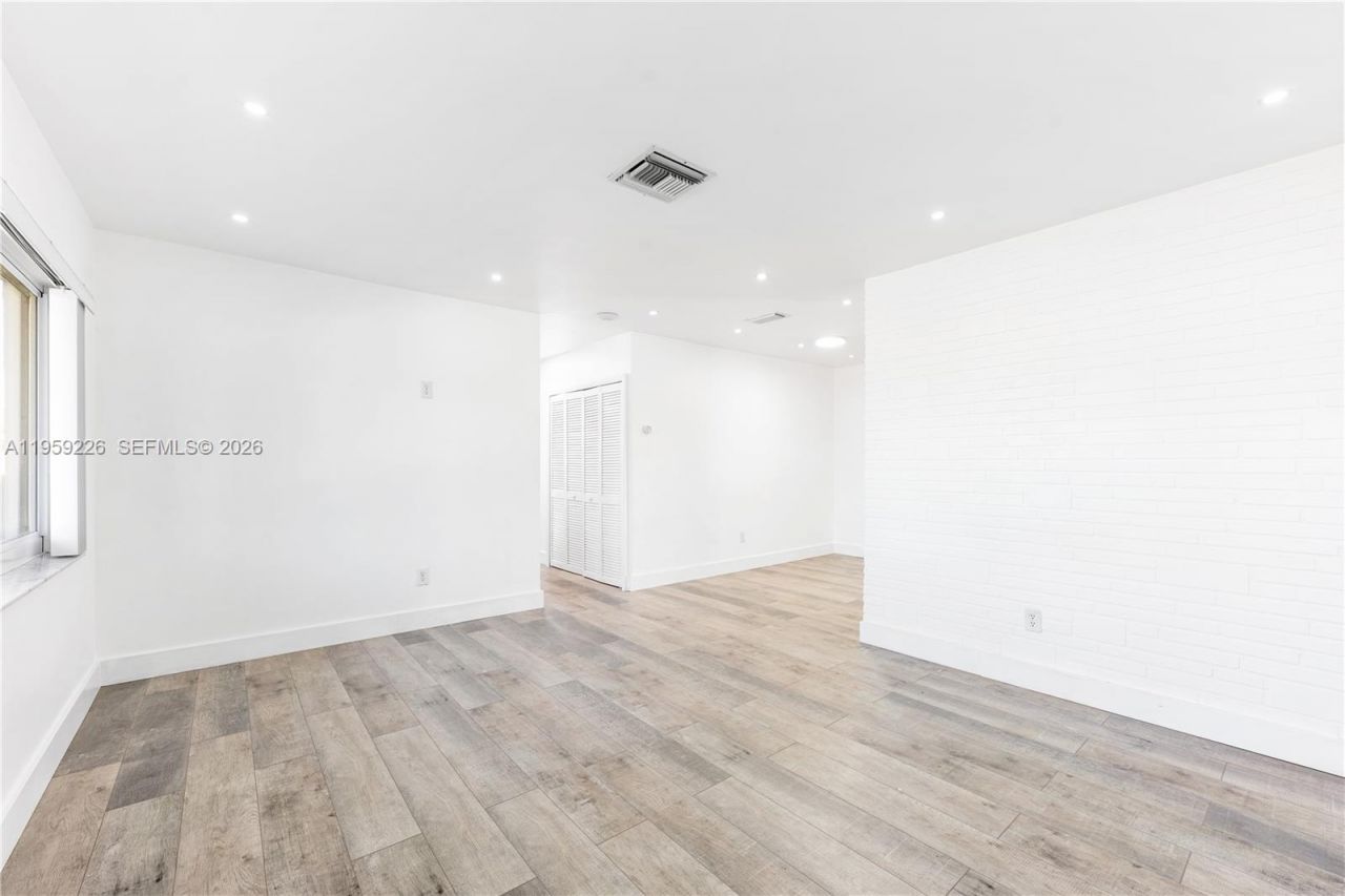 11970 SW 177th Ter , Miami, FL 33177 Photo